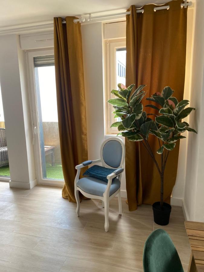 Grand Appartement Courbevoie Paris Exterior foto